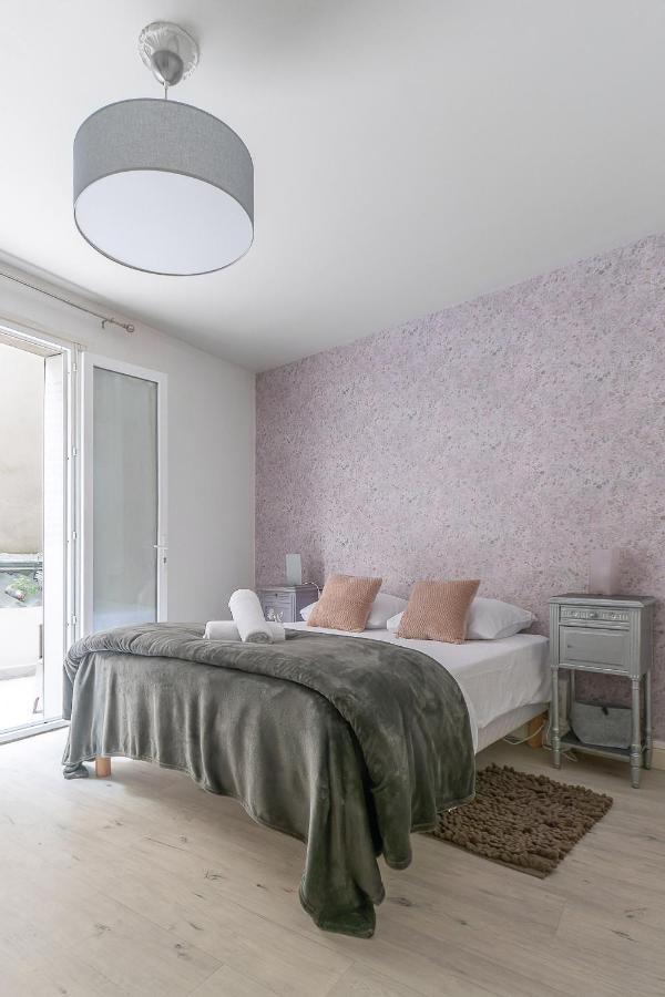Le Dejoux - Appartement Avec Terrasse En Centre Ville Vichy Eksteriør billede