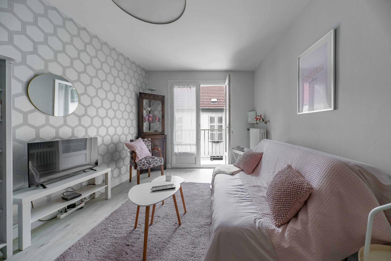 Le Dejoux - Appartement Avec Terrasse En Centre Ville Vichy Eksteriør billede